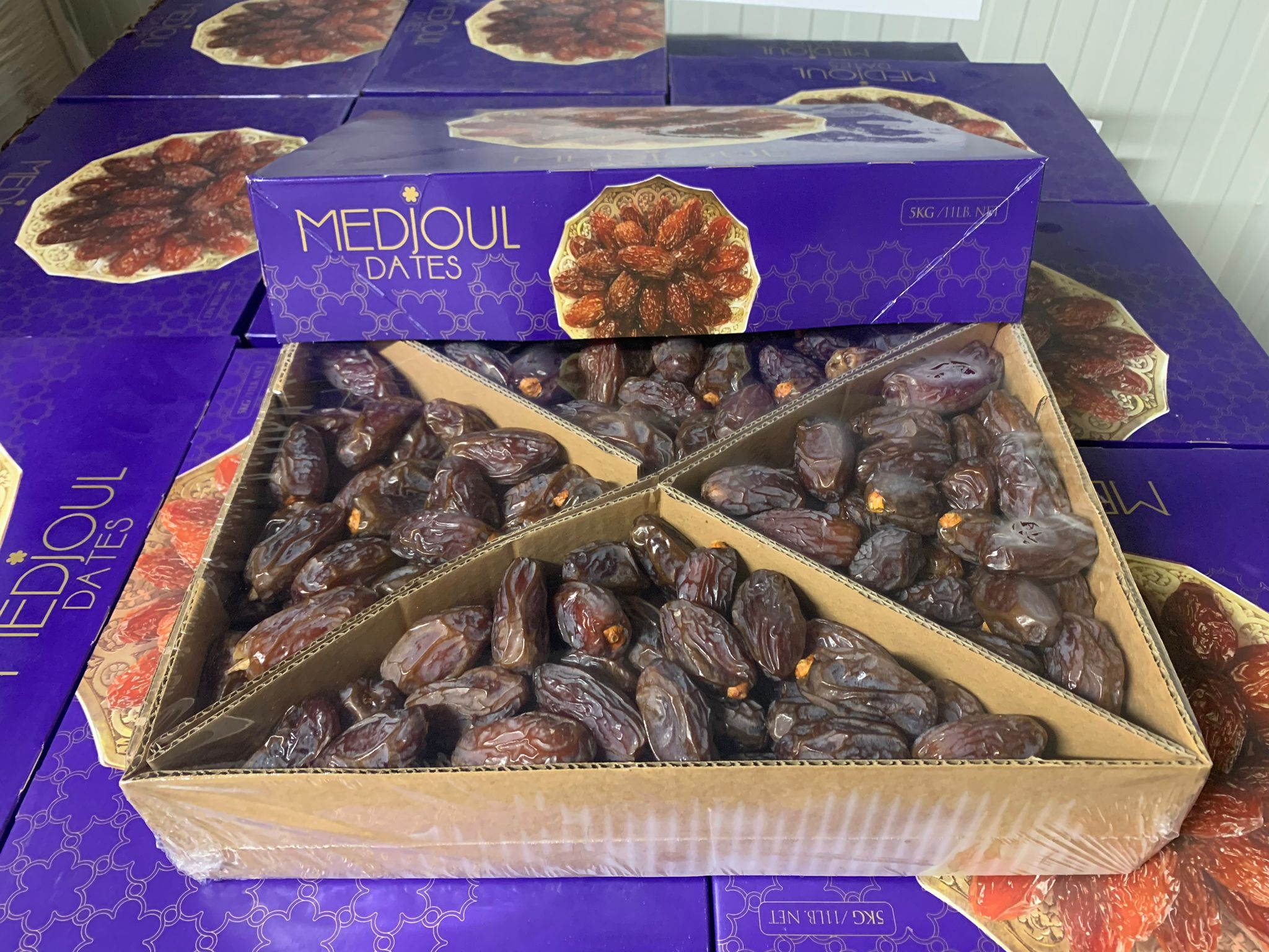 Medjoul Hurması (XLarge) 5kg - 3 Adet - onsbazaar.com